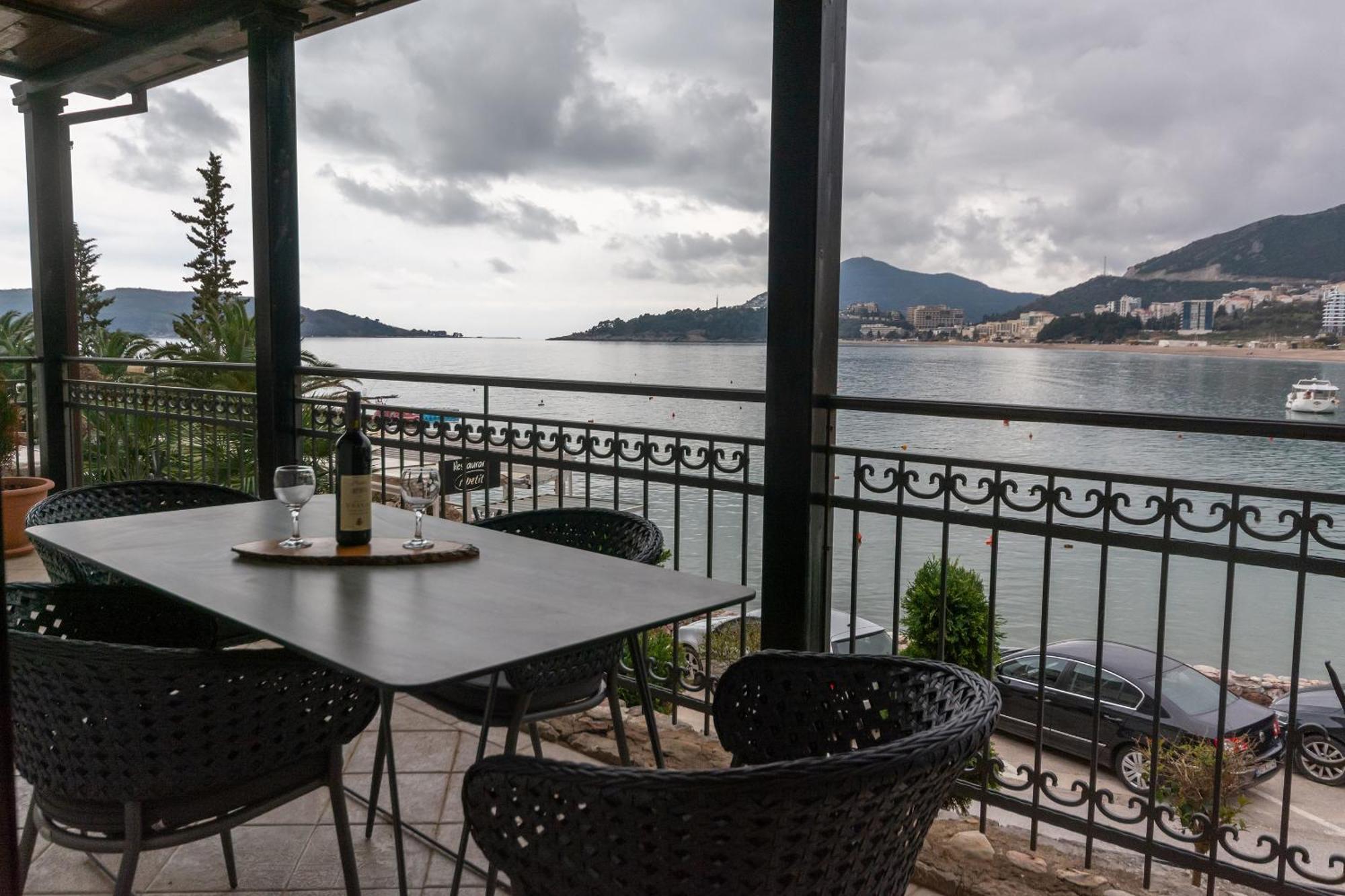 Sea Pearl Apartments Rafailovići Zewnętrze zdjęcie